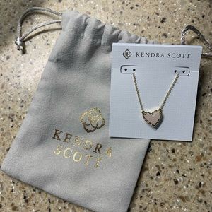 Ari Heart Rose Gold Pendant Necklace in Light Pink Drusy